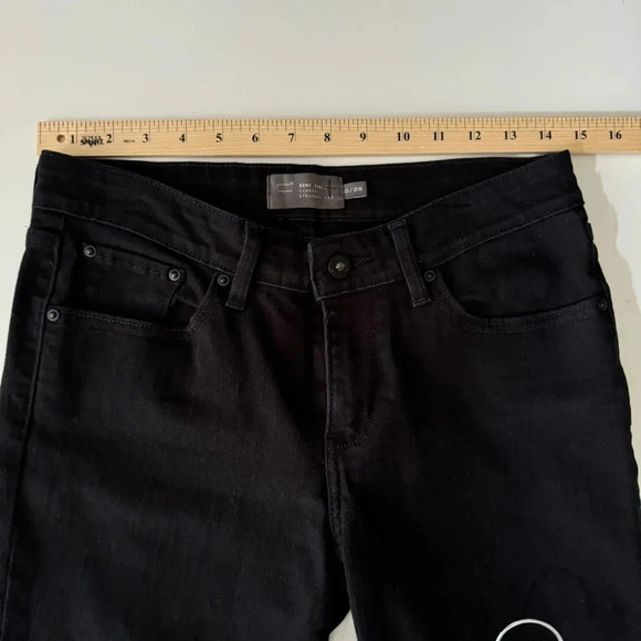 Levi’s San Francisco Demi Curve Classic Straight Leg Indigo Black Denim Jeans 28 - Picture 11 of 15